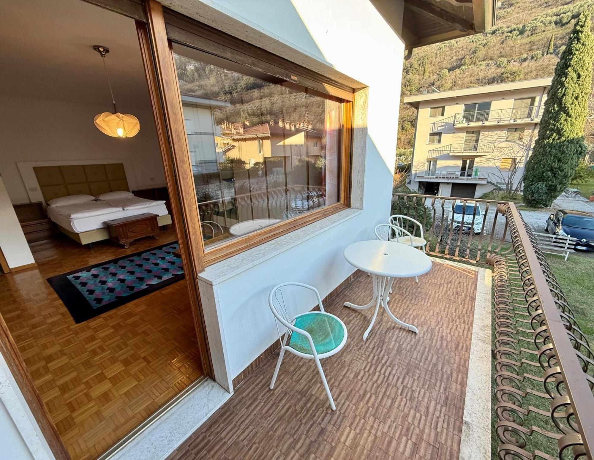 Casa Vittoria Torbole Sul Garda Exterior foto
