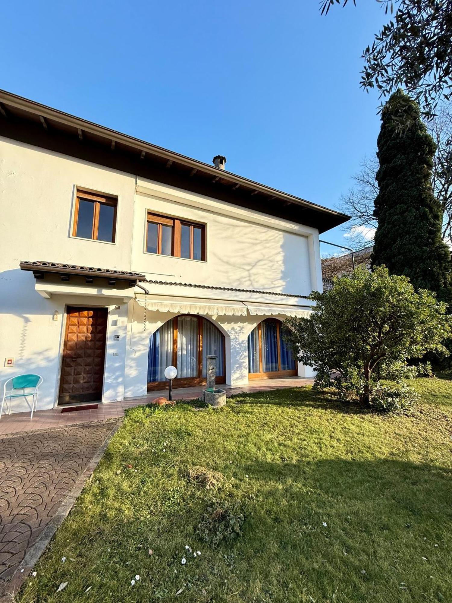 Casa Vittoria Torbole Sul Garda Exterior foto